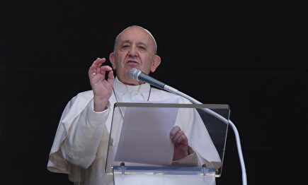 El papa Francisco durante una homilia en la plaza de San Pedro el 7 de junio de 2020 | Cordon Press