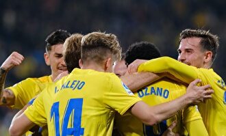 Los jugadores del Cádiz celebran un gol en un partido de LaLiga SmartBank ante el Mirandés. | Europa Press