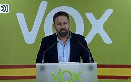 Santiago Abascal valora los resultados de Vox en las elecciones del País Vasco y Galicia