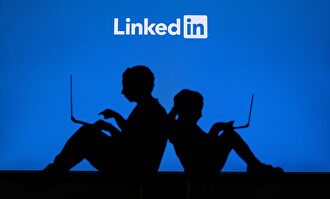 Linkedin | Alamy
