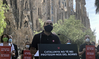 El vicepresidente de Òmnium Cultural, Marcel Mauri, durante la lectura del manifiesto. | Europa Press