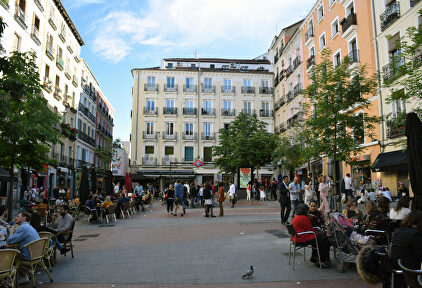 Plaza de Chueca, Madrid | Alamy