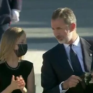 El toque de atención de Leonor al Rey para que se ponga la mascarilla