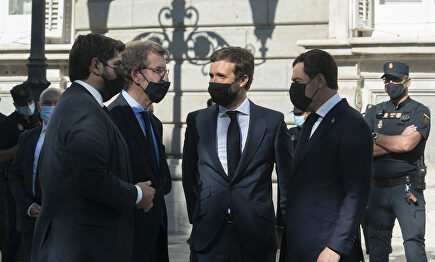 Casado junto a Moreno, Feijóo y López Miras este jueves. | David Mudarra