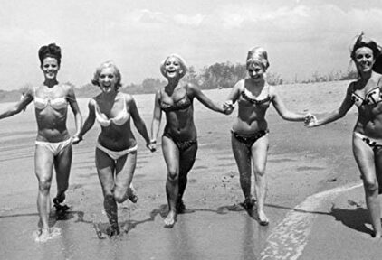 Primeros bikinis en España | Cordon Press