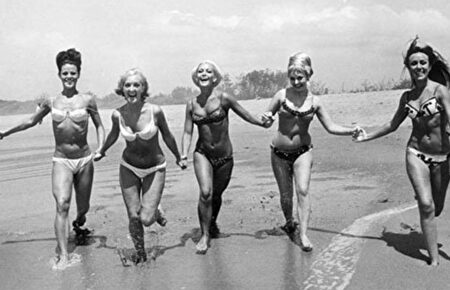 Primeros bikinis en España | Cordon Press