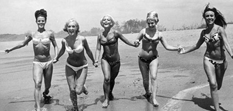 Primeros bikinis en España | Cordon Press