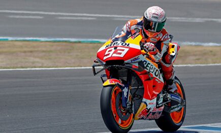 Marc Márquez tardará un poco más en volver a subirse a una moto | EFE