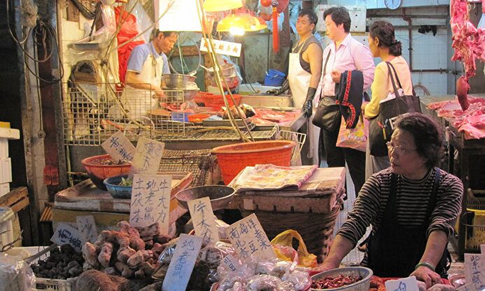 Mercado callejero en China. | Pixabay