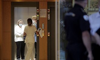 Algunos médicos de la Xunta se han dirigido al hotel donde se hospeda el Fuenlabrada | EFE