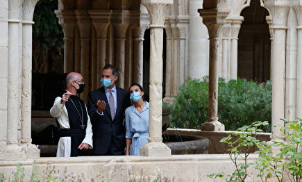 La visita de los Reyes al Monasterio de Poblet, en imágenes