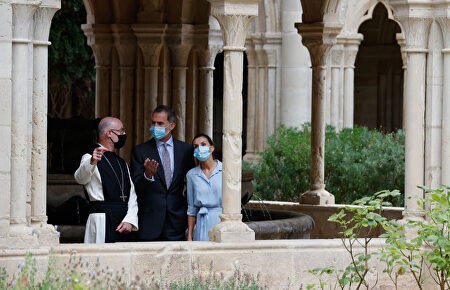La visita de los Reyes al Monasterio de Poblet, en imágenes