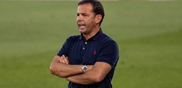 Javi Calleja no sigue en el Villarreal. | EFE