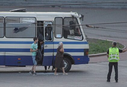 Liberan a todos los rehenes tras doce horas secuestrados en un autobús. | EFE