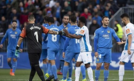 LaLiga pide al Depor someter a la plantilla a test PCR el martes | LaLiga