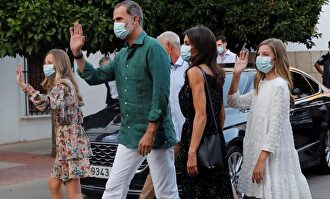 La Familia Real a su llegada al Festival de Teatro de Mérida | EFE