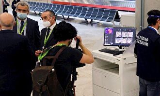 Ábalos, en el aeropuerto de Barajas | EFE