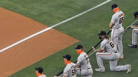 El pitcher de los Giants hace saltar la polémica al no arrodillarse en honor al movimiento 'Black Lives Matter' Después del partido, Coonrod afirmó que "como cristiano no puede arrodillarse ante nada más que Dios".