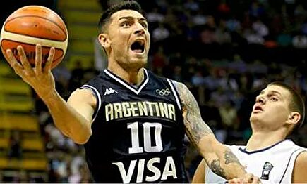 Carlos Delfino jugó ocho temporadas en la NBA | Twitter