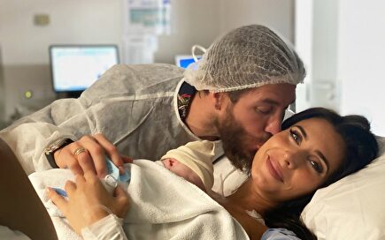 Sergio Ramos, Pilar Rubio y el pequeño Máximo Adriano. | Twitter