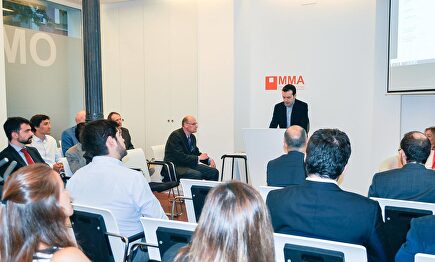 Juan Ramón Rallo, impartiendo una clase magistral en OMMA | OMMA