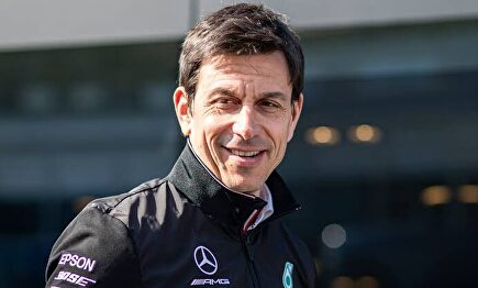 El director de Mercedes, Toto Wolff, se mostró muy molesto con Ferrari | Twitter