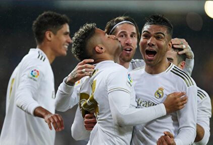 Mariano celebra el gol ante el Barcelona. | EFE