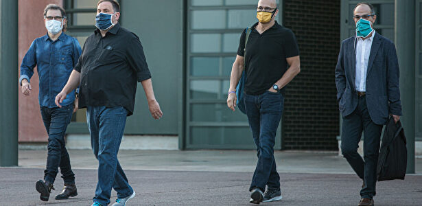 Cuixart, Junqueras, Romeva y Turull a la salida de la cárcel. | Europa Press