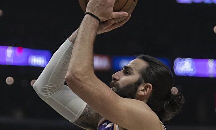 Ricky Rubio fue el segundo mejor anotador de los suyos tras Mikal Bridges. | Cordon Press