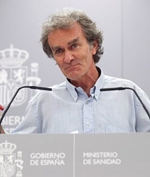 El director del Centro de Coordinación de Alertas y Emergencias Sanitarias (CCAES), Fernando Simón. | EFE