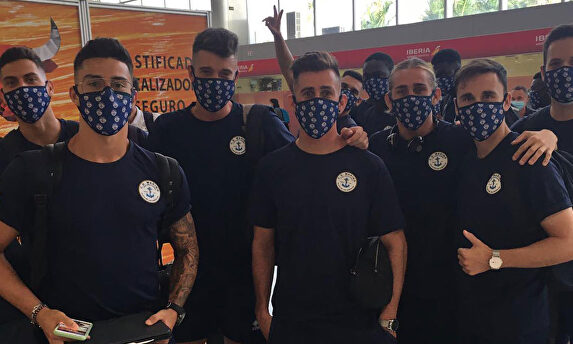 Miembros de la plantilla del CD Marino antes de viajar a Madrid | CD Marino