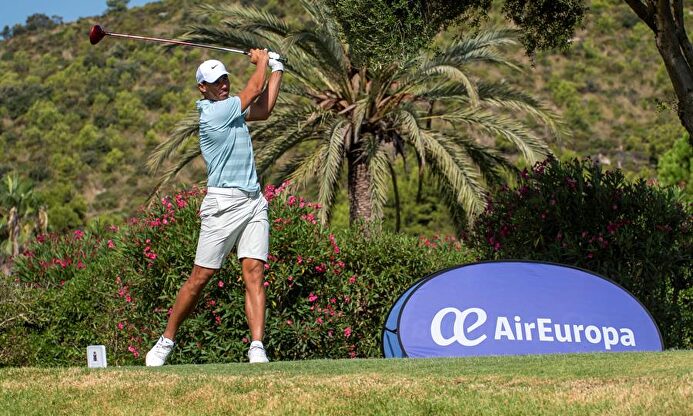 Rafa Nadal brilla en el Campeonato Absoluto de Golf de Baleares | EFE