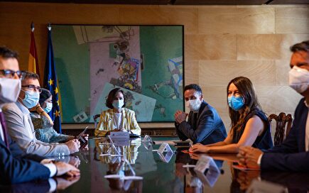 Tertulia de Federico: Ciudadanos traiciona a Ayuso apoyando las medidas unilaterales de Sánchez