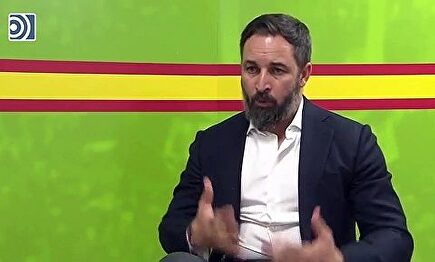 Santiago Abascal no cree que la monarquía esté en peligro