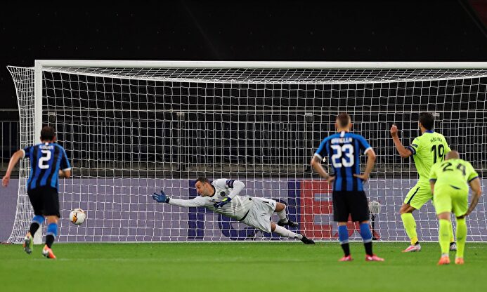 Jorge Molina falló un penalti clave con 1-0 en el marcador | EFE