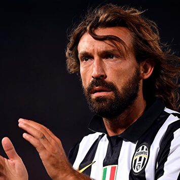 Andrea Pirlo, técnico de la Juventus: "Es muy difícil que llegue Suárez, los tiempos para el pasaporte son largos" | Twitter
