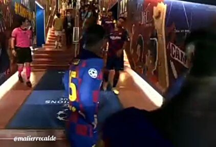 La arenga de Leo Messi en el túnel ante el Nápoles 
