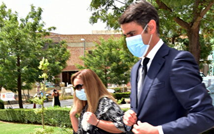 Jesulín de Ubrique, roto de dolor en el último adiós a Humberto Janeiro