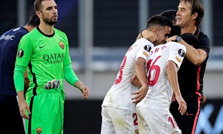 Lopetegui celebra con Reguilón y Jesús Navas el pase a semifinales ante la Roma | EFE