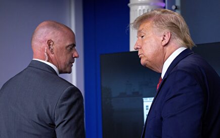 Trump abandona unos minutos una rueda de prensa por un tiroteo junto a la Casa Blanca