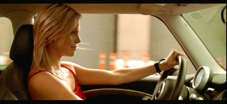 charlize-mini.jpg