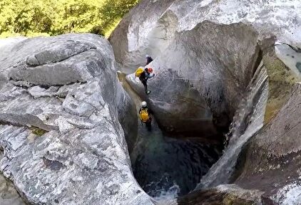 La desgracia se ha cebado en Suiza con un grupo de españoles | Agencias