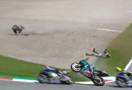 Trágico accidente en MotoGP: Viñales y Rossi se salvan de milagro