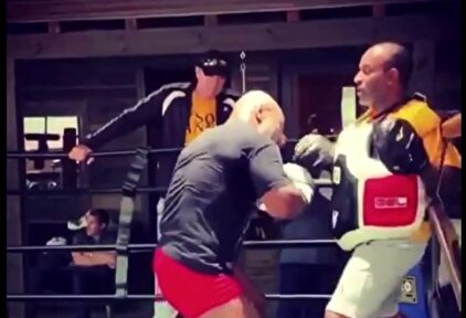 Da miedo: los 'misiles' de Mike Tyson a cámara lenta