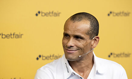 Rivaldo reconoce la superioridad del Real Madrid sobre el Barcelona, incluso con Messi. | Betfair