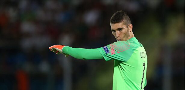 El meta croata Ivo Grbic, nuevo refuerzo del Atlético de Madrid. | Cordon Press