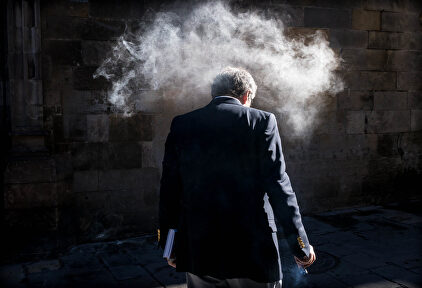 Anulan la orden de la CAM que prohíbe fumar en la calle | Flickr