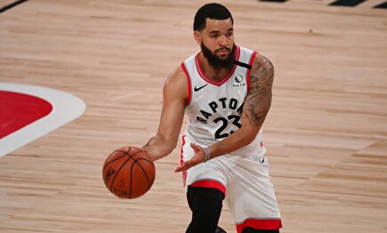 Fred VanVleet deja a los canadienses a un triunfo de avanzar ronda en los playoffs por el título. | Cordon Press
