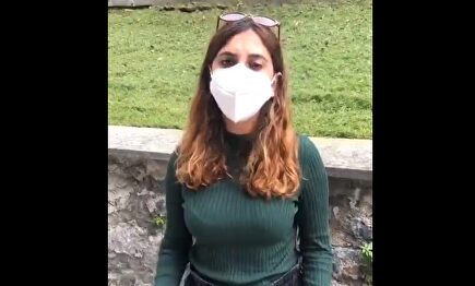 Dina Bousselham, lamentando la suspensión de la cuenta de su panfleto | Imagen de vídeo