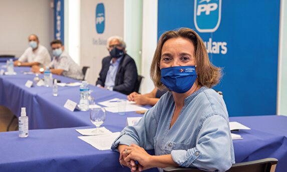 La portavoz parlamentaria del PP, Cuca Gamarra, este viernes en Palma de Mallorca. | EFE